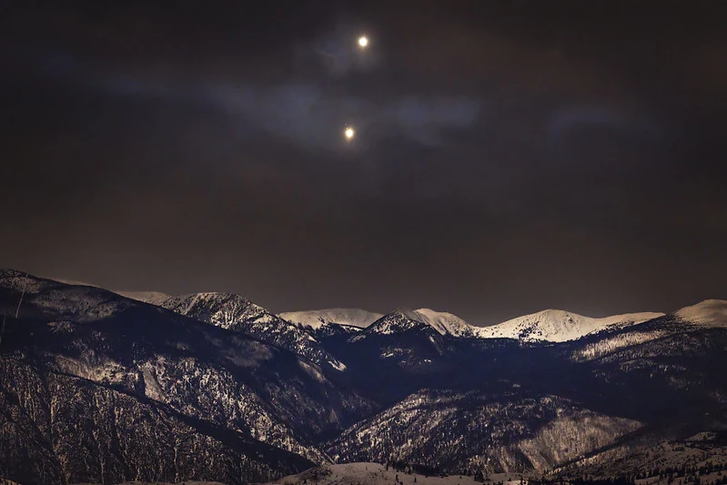 Cosmic Tryst: Venus Meets Jupiter at Dusk